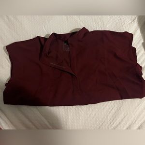 Figs. Rafaela scrub top. Size medium. Burgundy.